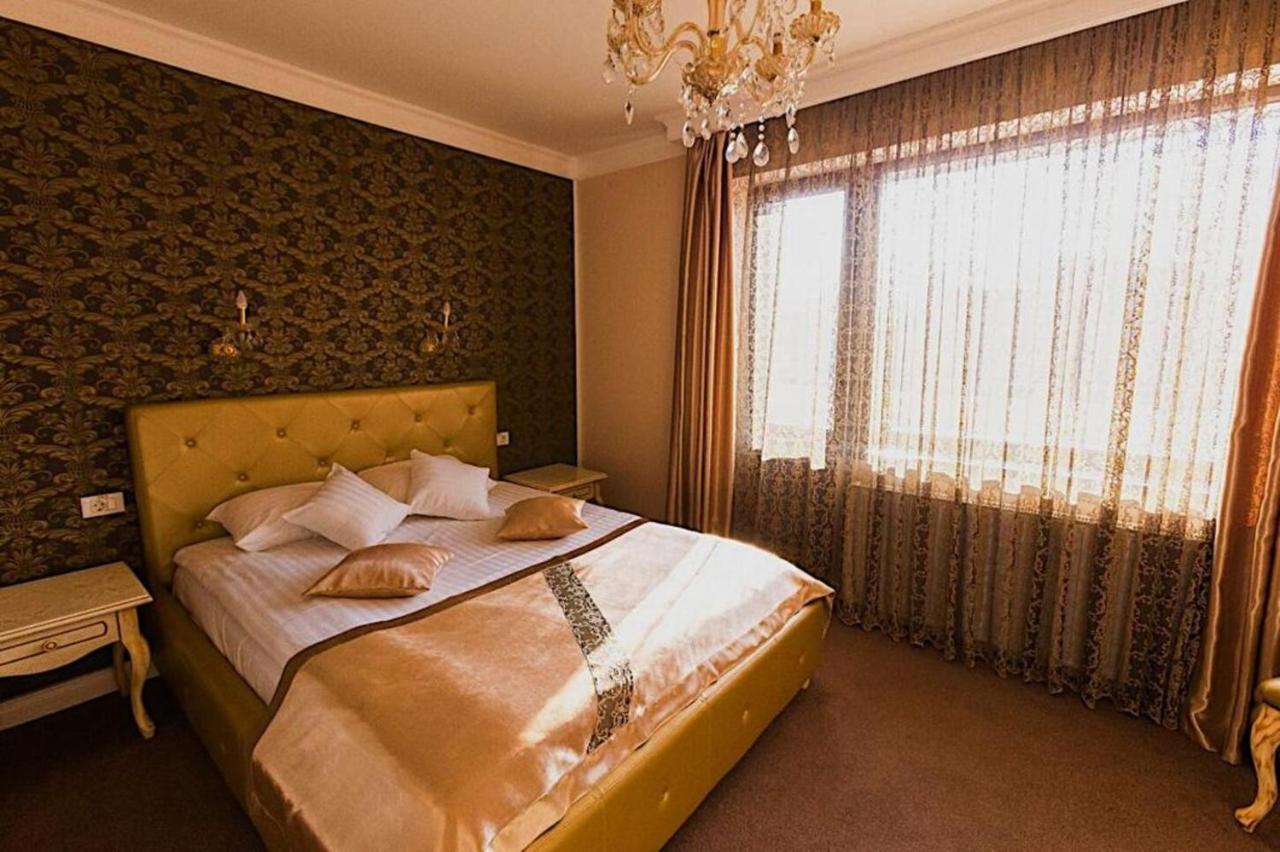 4Cardinal'S Boutique Hotel Brasov Exterior photo