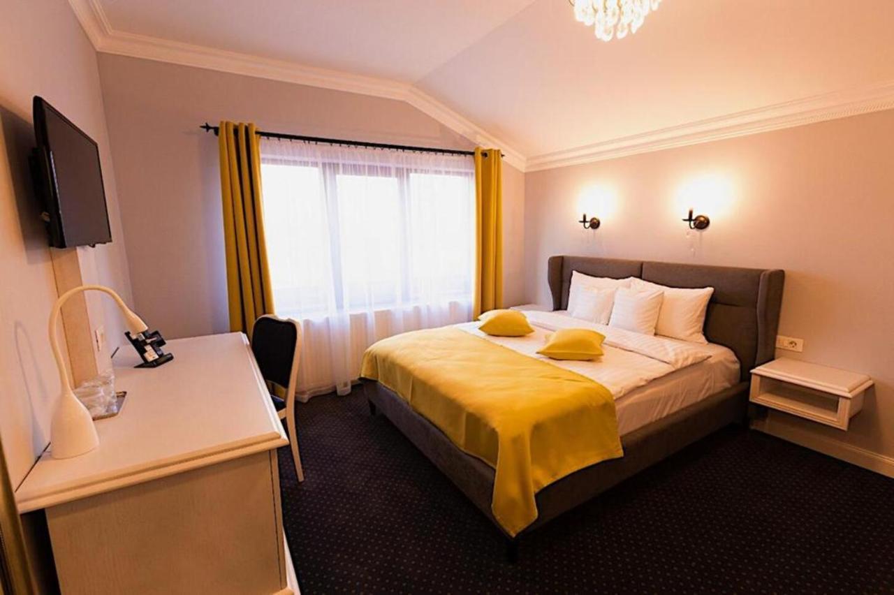 4Cardinal'S Boutique Hotel Brasov Exterior photo